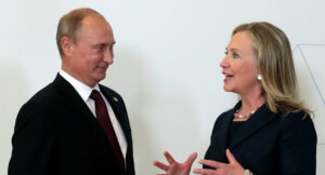 Hillary Clinton convaincue qu'elle serait présidente sans l'affaire des mails