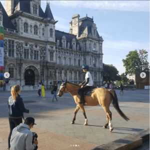 Un Cheval dans la Ville, la promotion du Longines Paris Eiffel Jumping